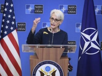 «Todo indica que Rusia atacará Ucrania entre ahora y mediados de febrero»: vicesecretaria de Estado de EU