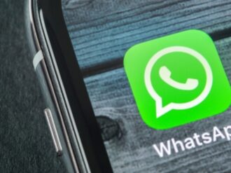 Con qué contacto comparte más fotos tu pareja en WhatsApp