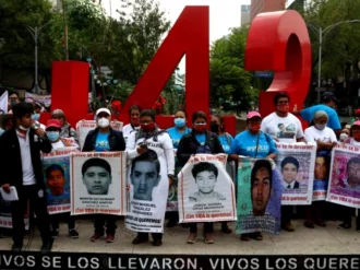 Llama CNDH al diálogo entre estudiantes de Ayotzinapa y autoridades de Guerrero