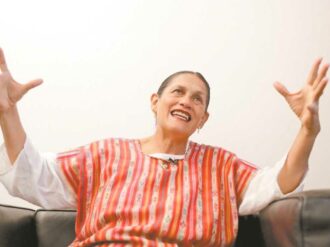 Proponen a Jesusa Rodríguez, en lugar de Pedro Salmerón en embajada de Panamá