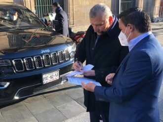 Se compromete el titular de la Segob a pagar “lo más pronto posible”