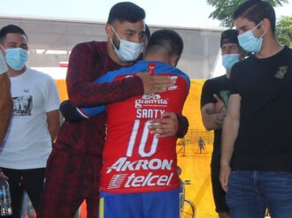 Conviven Chivas y el equipo Cordica 21