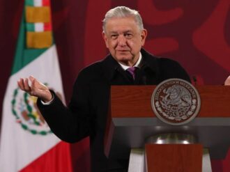 Oposición se enoja con López-Gatell porque «querían agarrar un pollito y les salió gallo»: AMLO