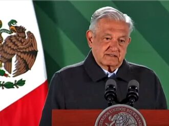 AMLO acusa a EU de financiar campaña en contra de su gobierno; se lo plantearé a Biden, dice