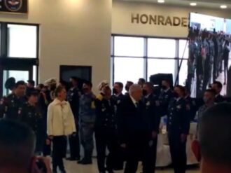 AMLO encabeza evento militar sin la presencia de los secretarios de Defensa y Marina