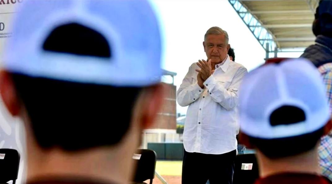 Pienso que voy a terminar mi mandato hasta el 2024, pero depende del pueblo: AMLO