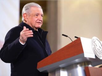 Considera AMLO a Lorenzo Mauricio Meyer como consejero independiente de Pemex