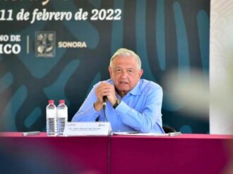 Barra de Abogados pide a AMLO aclarar de dónde sacó los datos de Loret ante riesgo de violar secreto fiscal