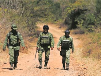 Militares obligan a repliegue del CJNG
