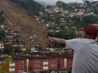 Suman 152 muertos tras lluvias y deslaves en Petrópolis, Brasil