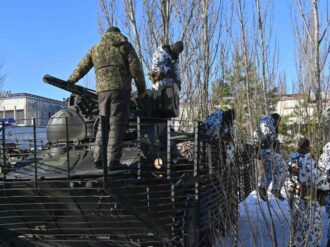 Ucrania pierde el control de la planta nuclear de Chernobyl ante Rusia