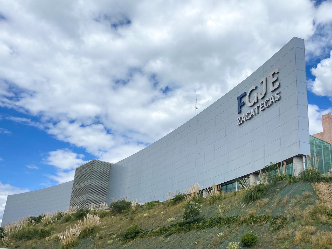 Fiscalía, sin lo mínimo para atender crímenes contra mujeres: Feministas