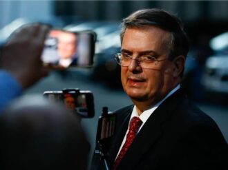 Marcelo Ebrard acuerda reunión con senadores ante conflicto Rusia-Ucrania