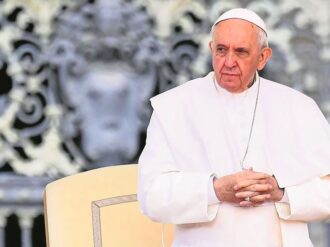 Reporta prensa que el Vaticano dio instrucciones para evitar escándalo por curas pedófilos bajo papado de Francisco
