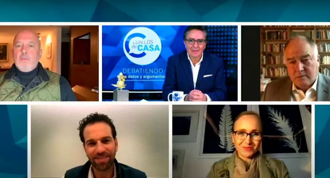 ¿Qué le va a encontrar AMLO a Loret de Mola? Debaten en Con los de Casa