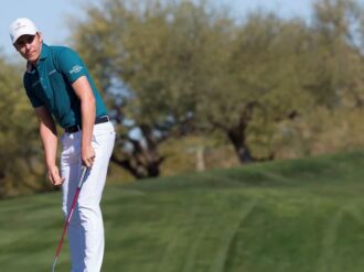 El mexicano Carlos Ortiz se luce con impresionante hoyo en uno en Phoenix