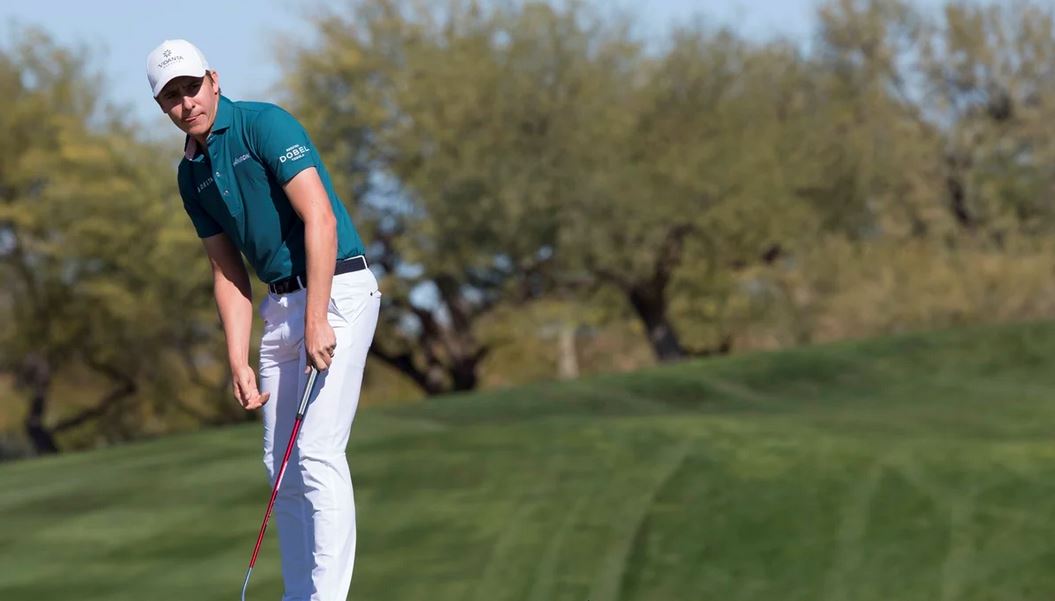 El mexicano Carlos Ortiz se luce con impresionante hoyo en uno en Phoenix