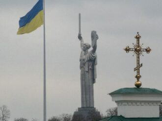 SRE pendiente para apoyar a mexicanos en Ucrania en caso de que estalle conflicto con Rusia