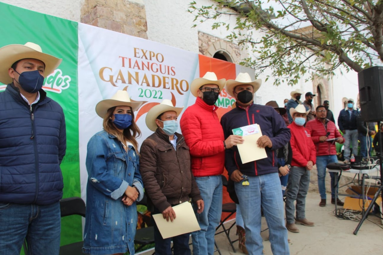 Inauguran Expo Tianguis Ganadero 2022 en Sombrerete