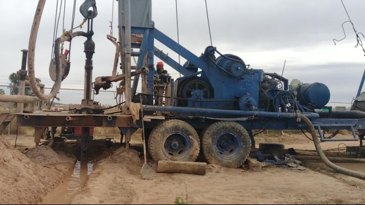 Avanza perforación de pozo en comunidad Julián Adame