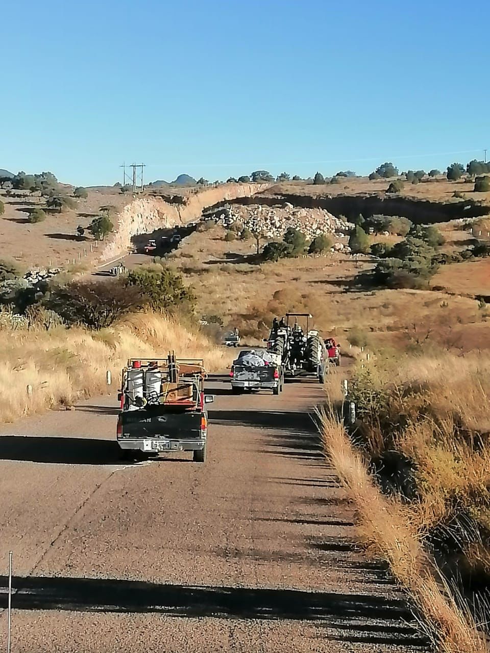 Brindan fuerzas del orden, protección y acompañamiento a pobladores de las comunidades de la sierra de Jerez