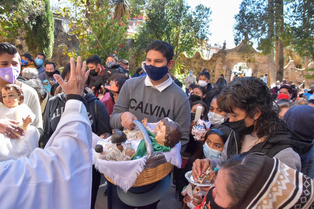 Desde hace 20 años, los Ramírez hacen reliquia en honor a la Candelaria