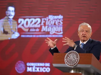 Hay un manejo «politiquero» en la exigencia de vacunación a niños contra Covid-19: AMLO