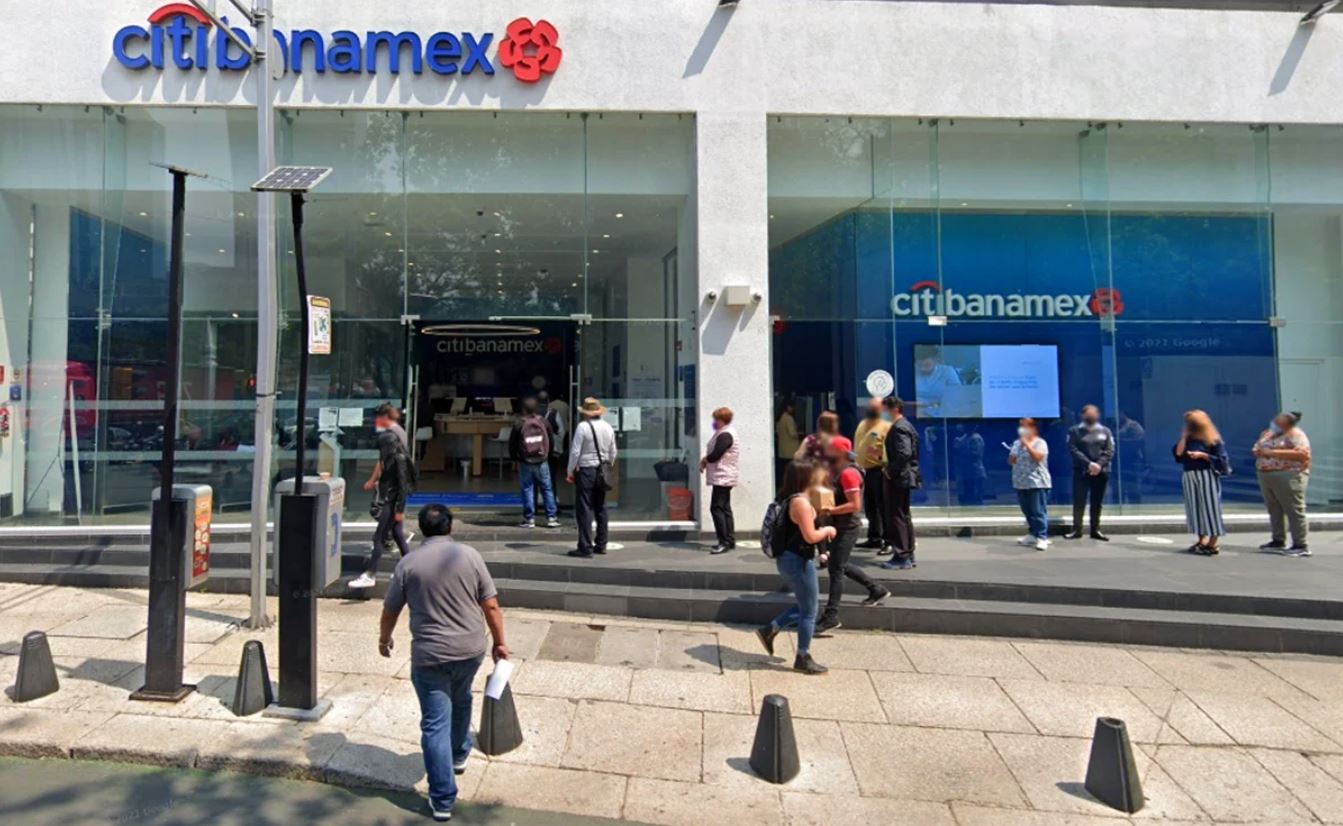 Santander se anota para participar en proceso de venta de Banamex