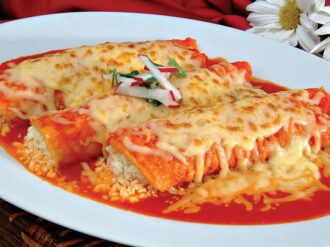 Enchiladas suizas rojas