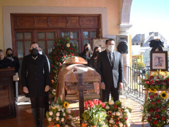 Recuerdan la labor de Kiko y le realizan homenaje de cuerpo presente