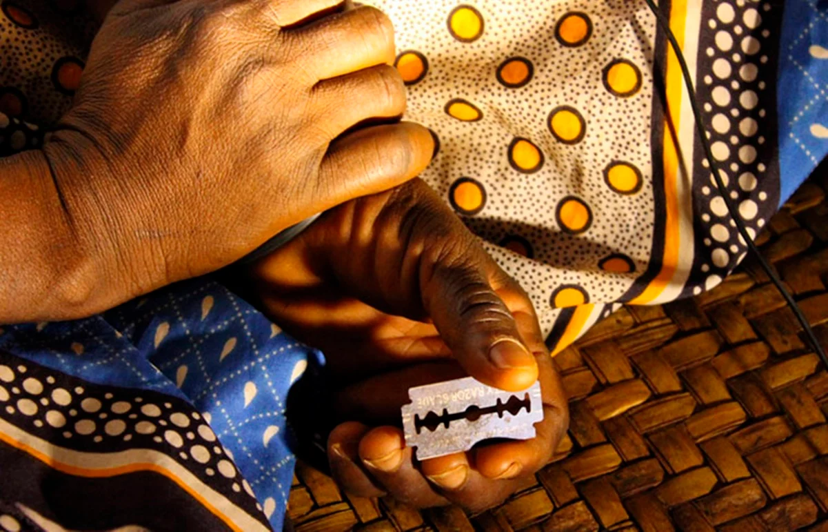 En medio del sesgo de género, la ONU busca erradicar la mutilación genital de la mujer para 2030