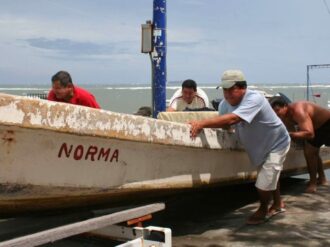 Prohíbe EU la entrada de pescadores mexicanos a puertos en el Golfo de México