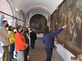 Aprecian obras del Museo de Guadalupe