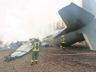 Kiev, bajo el asedio de Rusia; Zelensky llama al combate