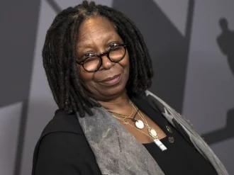 Whoopi Goldberg regresa a la TV tras sus comentarios sobre el Holocausto