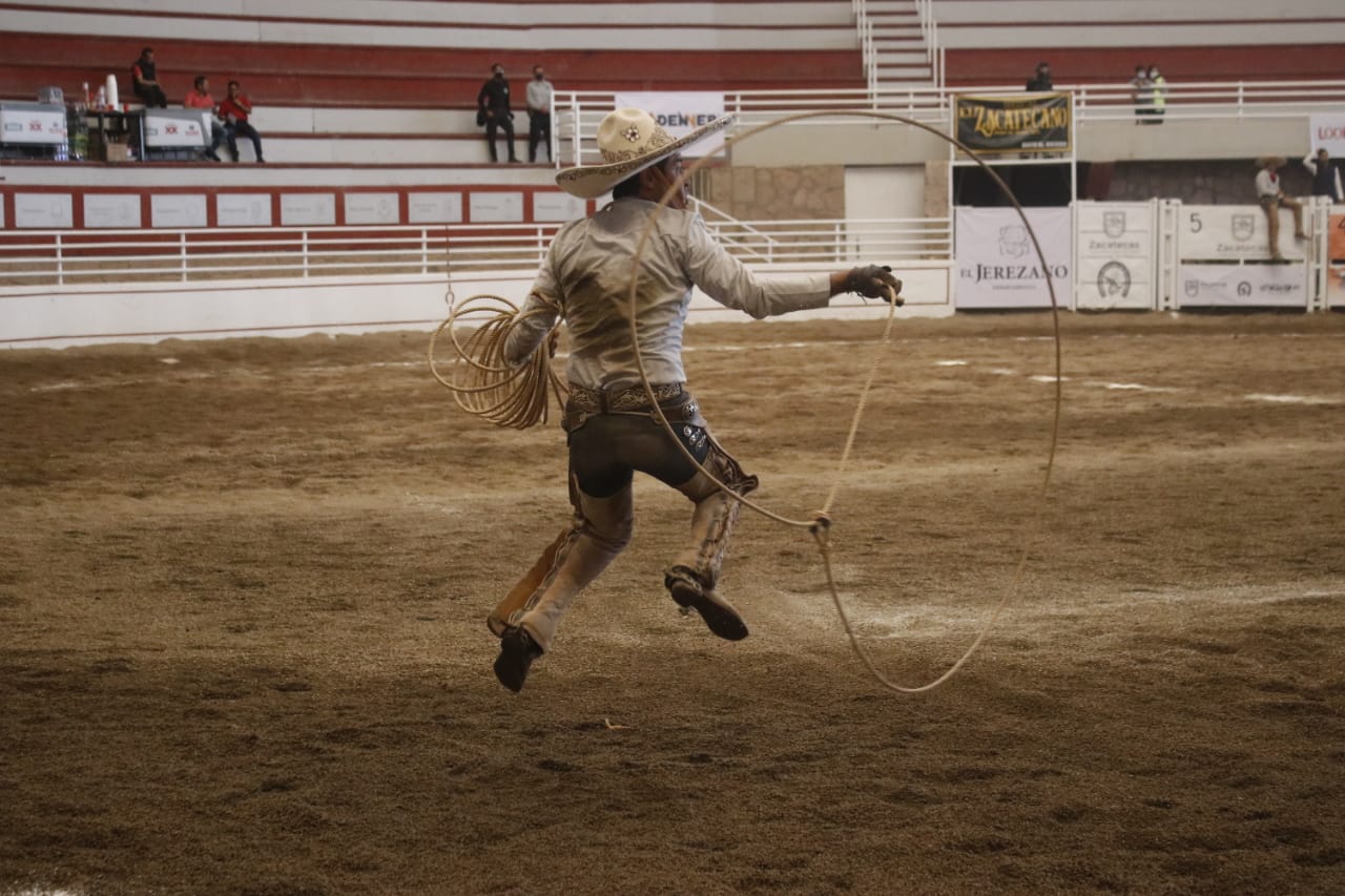 El Secreto Campo Azul, nuevo líder