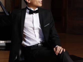 Triunfa el pianista Elías Manzo en concurso internacional