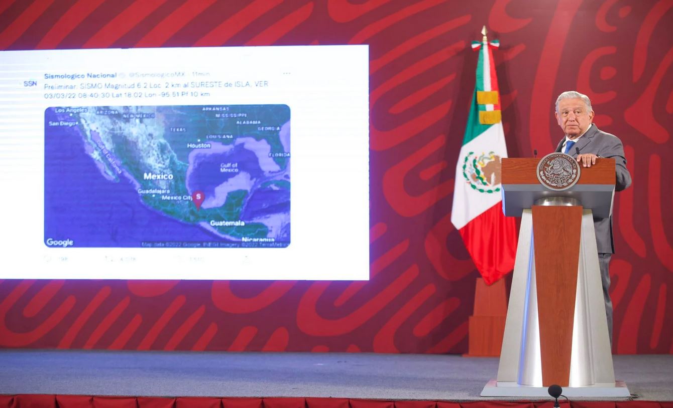 No hay daños graves por el sismo de 6.2: AMLO
