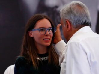 AMLO anuncia «lista nueva» de deudores de impuestos y podría estar Belinda