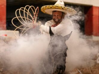 Mantiene liderato Herradura de Villa de Cos