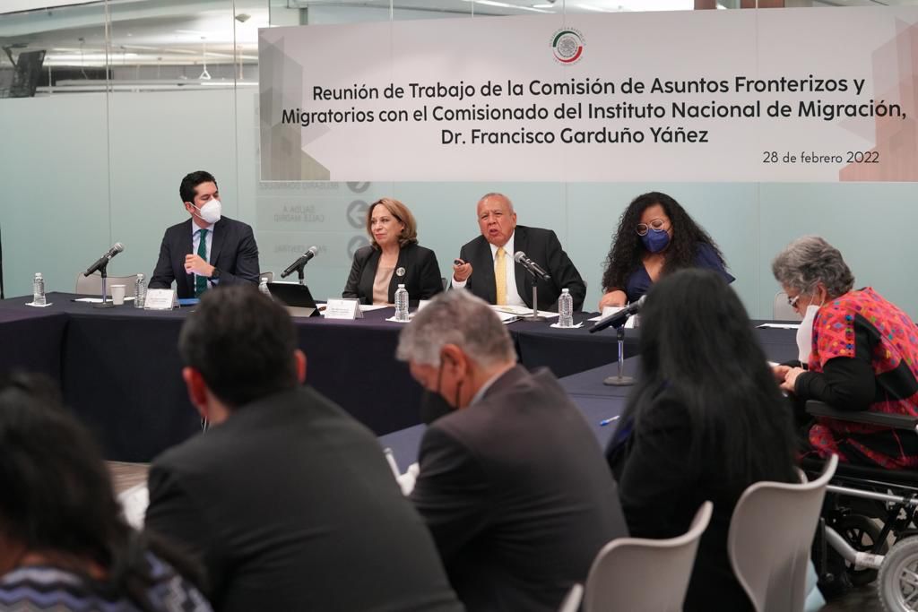 México dará estancia regular a quienes entren al país por conflicto Rusia-Ucrania