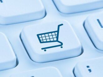 Optan comerciantes por las ventas online