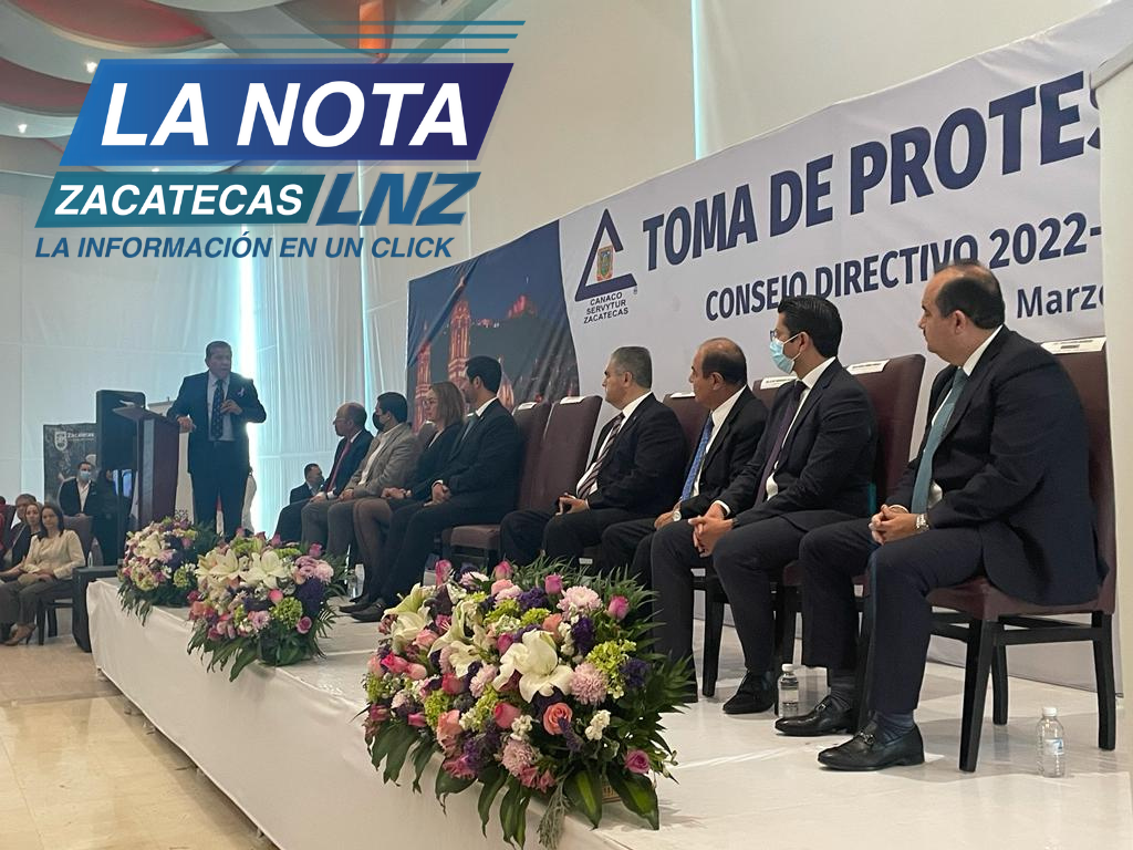 Realizan toma de protesta del consejo directivo de la Canacozac