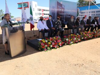 Colocan la primera piedra de Ciudad Médica