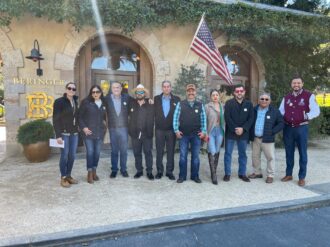 Jerez estrecha lazos con connacionales de Estados Unidos