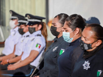 Reconocen a mujeres policías en Fresnillo