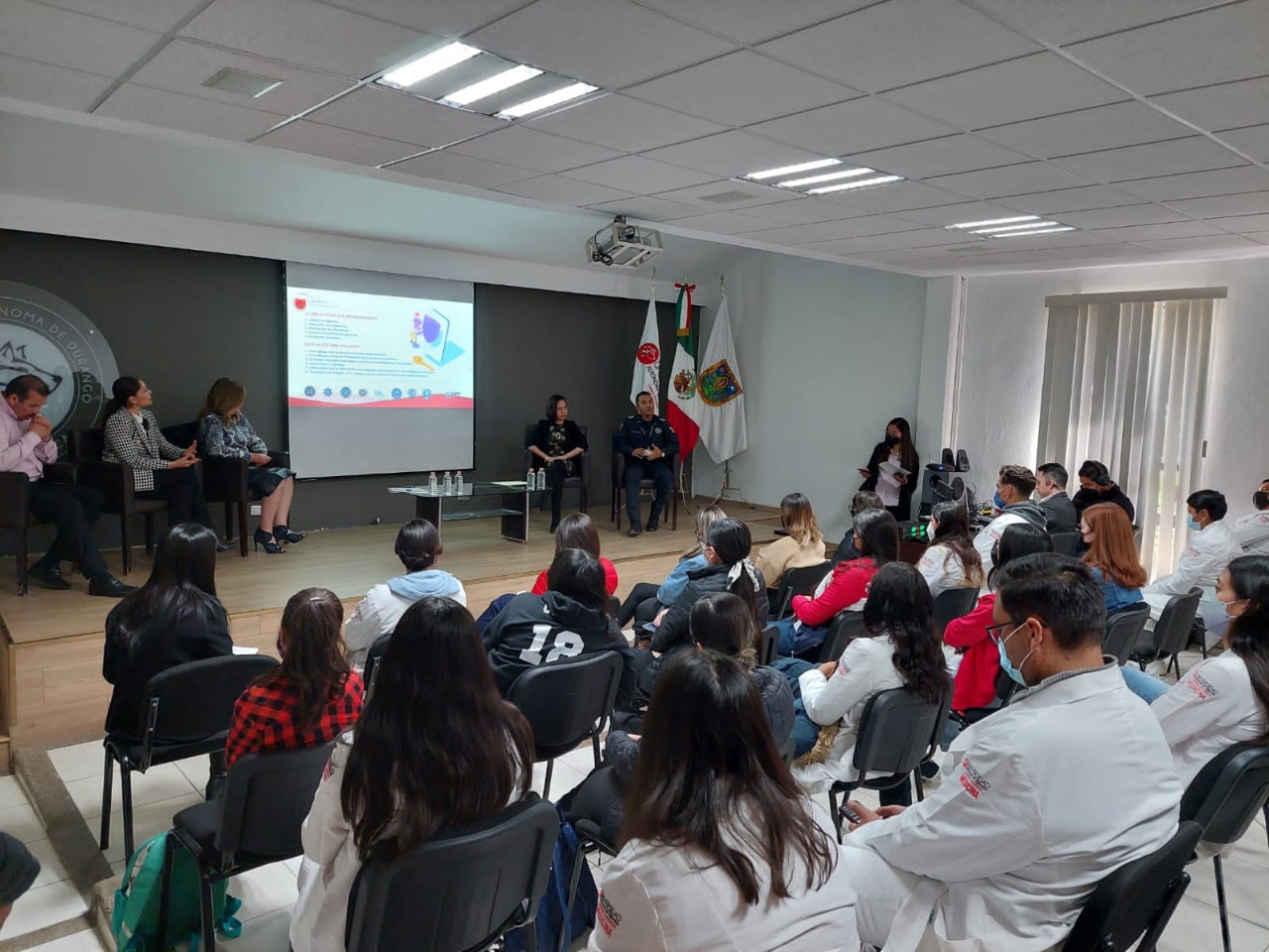 Brindan recomendaciones para proteger privacidad y seguridad digital de las mujeres