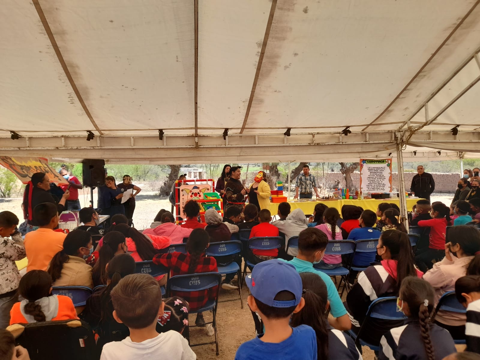 Reaperturan biblioteca pública en comunidad de Ciénega y Mansillas