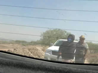 Grupo armado intimida a periodistas de EL UNIVERSAL; los amenazan con prenderles fuego