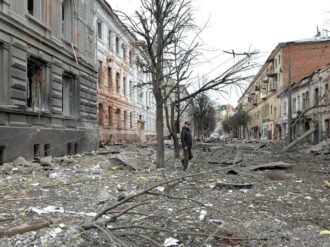 Ucrania denuncia bombardeos rusos contra misiones diplomáticas extranjeras